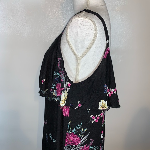 Torrid Plus Size Fluted Floral Maxi Dress Plus 1X - Picture 4 of 6
